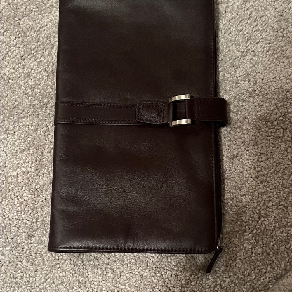 Elegant Brown Leather Women’s Jewelry Travel Bag